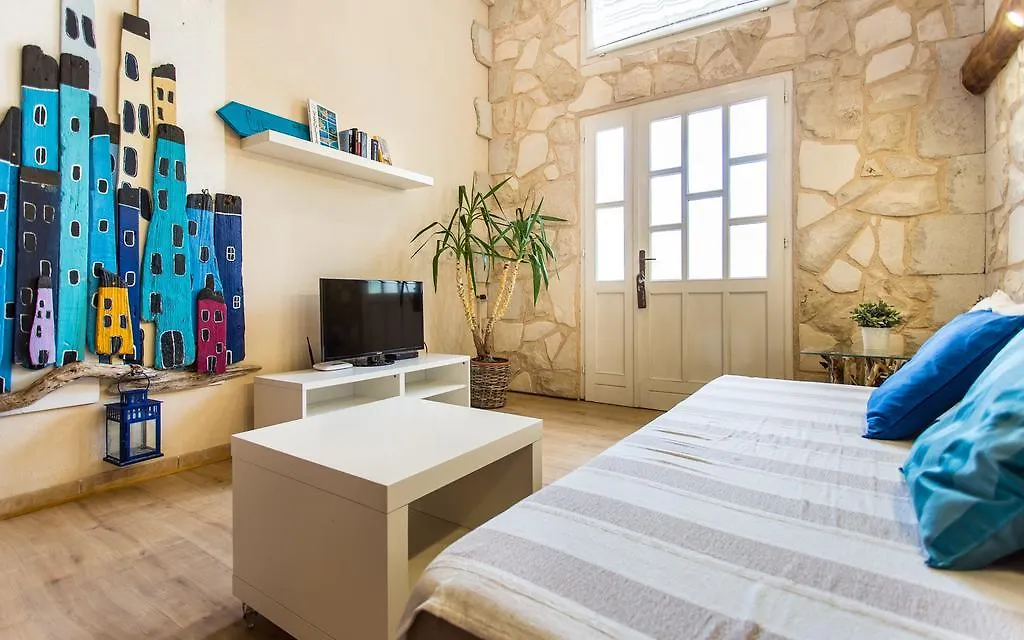 Apartments Frgacic Baska   Baska (Krk)