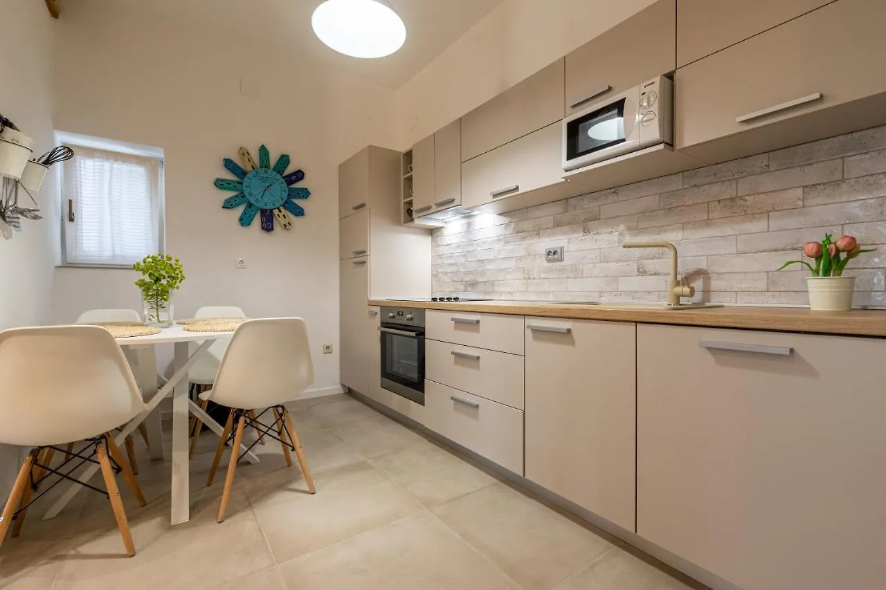 Apartments Frgacic Baska