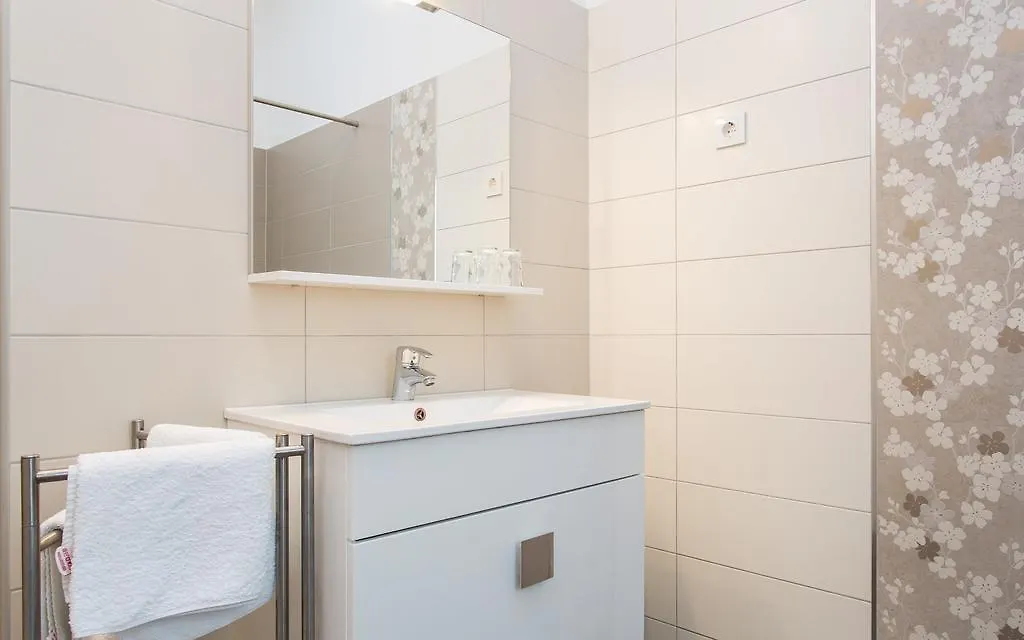 Apartments Frgacic Baska