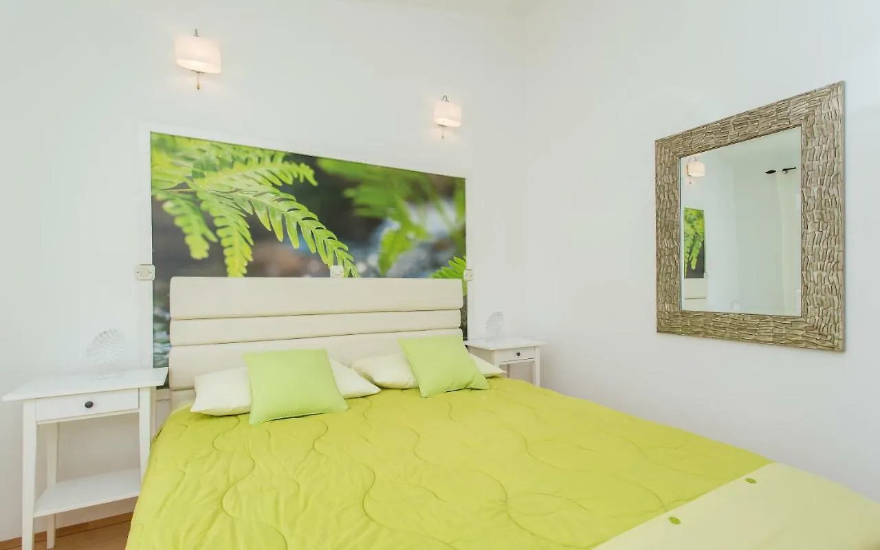 Apartments Frgacic Baska